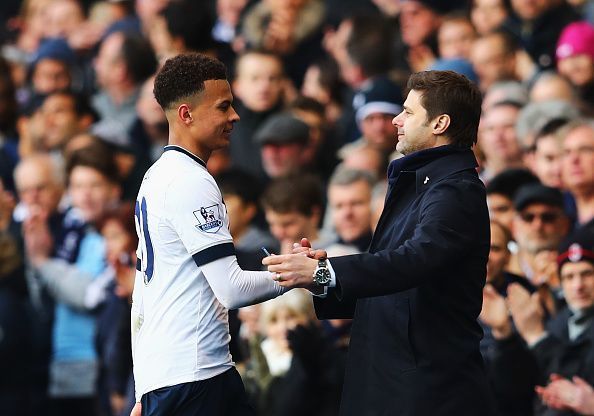 Tottenham Hotspur v Manchester United - Premier League