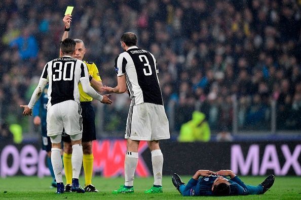 Rodrigo Bentancur yellow card Juventus Real Madrid