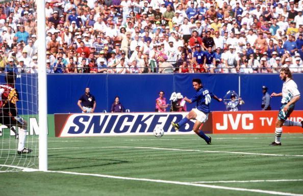 1994 World Cup Semi-Final. New Jersey, USA. 13th July, 1994. Italy 2 v Bulgaria 1. Italy&#039;s Roberto Baggio scores the winning goal