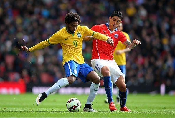 Brazil v Chile - International Friendly