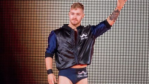 Tyler Bate suffers injury in the UK