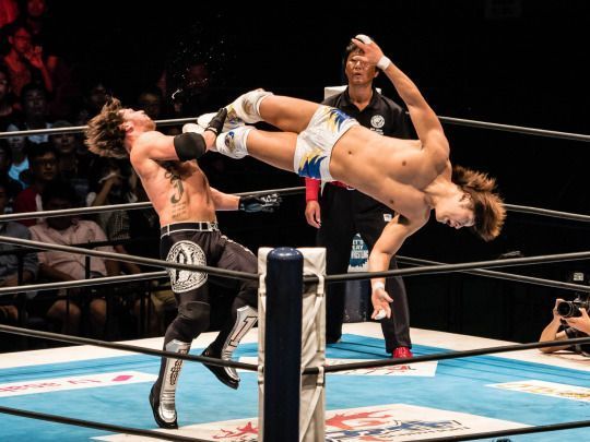 Styles vs Ibushi- Invasion Attack