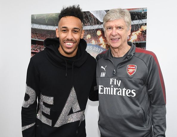 Arsenal Unveil New Signing Pierre-Emerick Aubameyang.