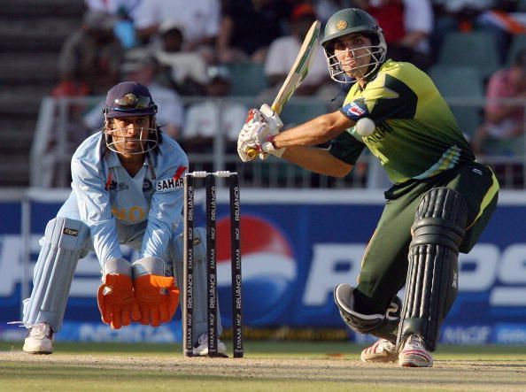 Pakistan&#039;s  batsman Misbah-Ul-Haq plays