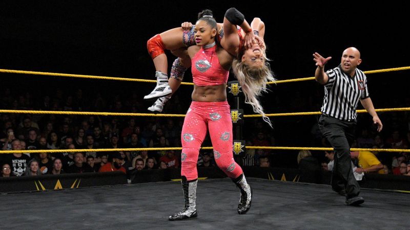 Bianca Belair completely dominated Candice LeRae