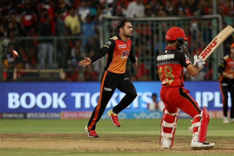 Rashid Khan was the only bowler who had an exonomy of under 7b