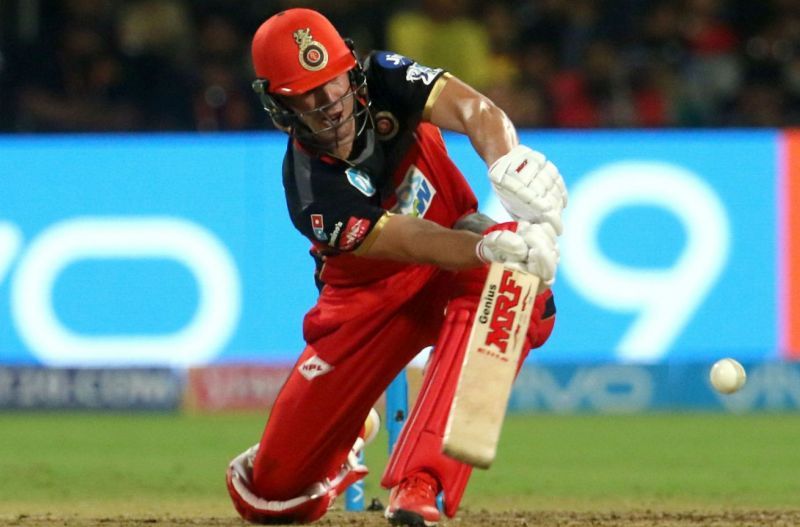 AB de Villiers playing the Dilscoop 