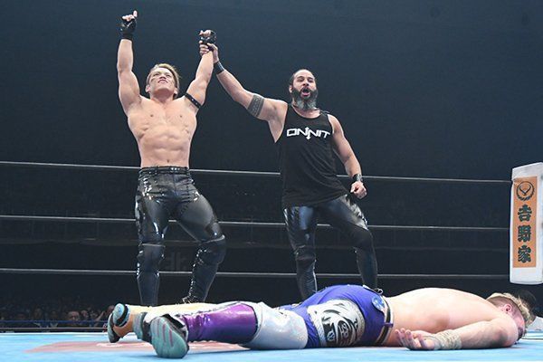 Taiji Ishimori (left) with Bullet Club&#039;s Tama Tonga (right)