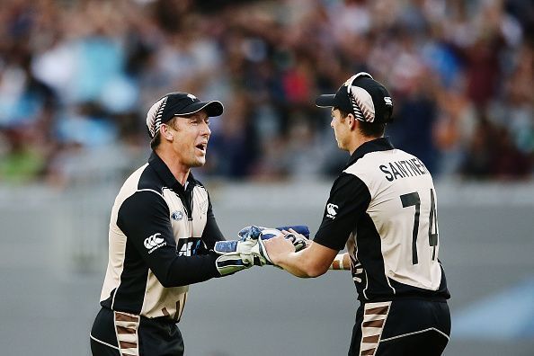 Ronchi (L), New Zealand v South Africa - 1st T20