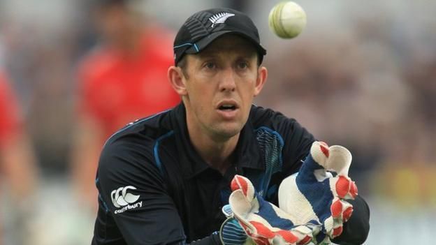 Ronchi played international cricket for New Zealand and Australia