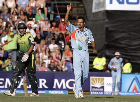 Indian bowler Irfan Pathan(C) celebrates