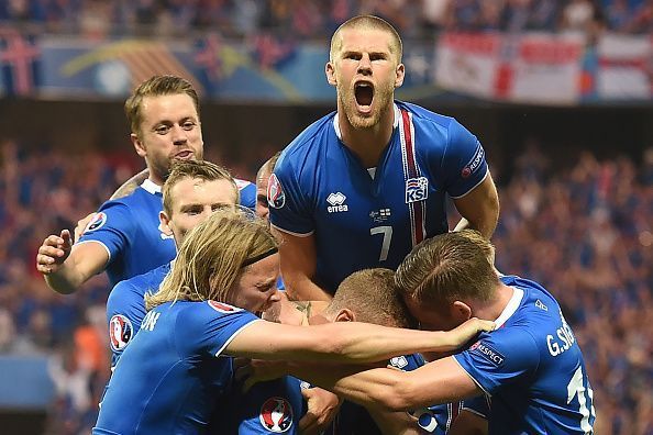 TOPSHOT-FBL-EURO-2016-MATCH44-ENG-ISL