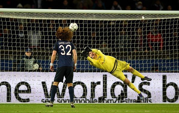 Paris Saint-Germain v Chelsea - UEFA Champions League - Round of 16 - First Leg - Parc des Princes