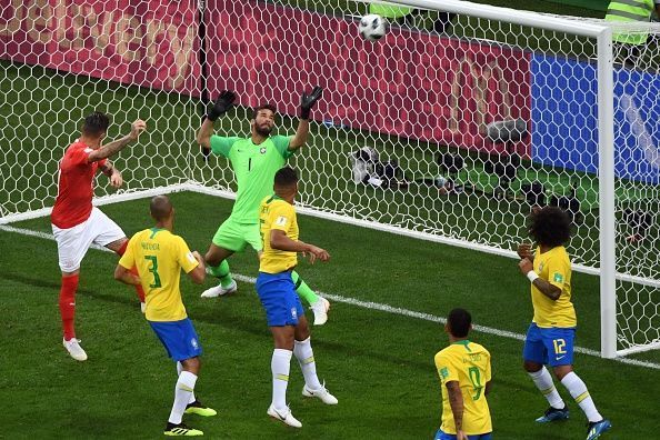 TOPSHOT-FBL-WC-2018-MATCH9-BRA-SUI