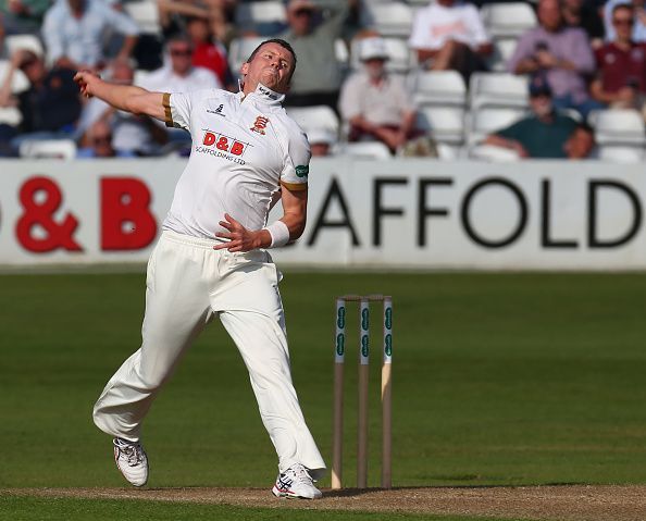 Essex v Yorkshire - Specsavers County Championship: Division One