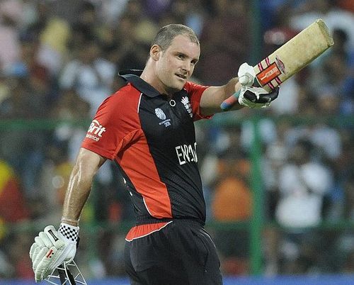 Cricket - 2011 ICC Cricket World Cup - England v India - Chinnaswamy Stadium