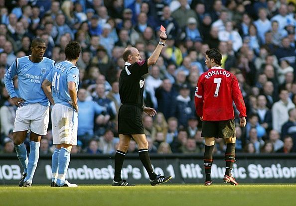 Soccer - FA Barclays Premiership - Manchester City v Manchester United - City of Manchester Stadium