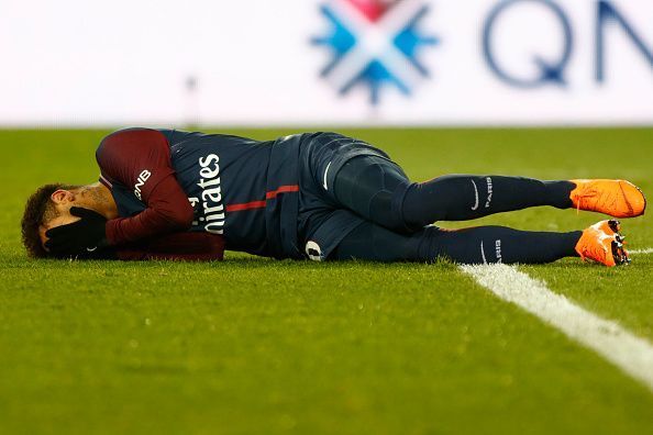 Injury PSG's Brazilian forward Neymar Jr