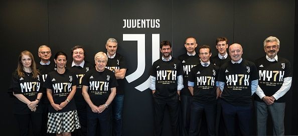 Juventus Board of Directors Pose With 7th Scudetto Commemoration Shirt