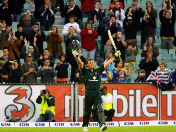 Adam Gilchrist could have become the first wicket-keeper batsman to breach the 10,000-run mark