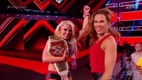 Alexa Bliss retained her Raw Women's Championship against Nia Jax 