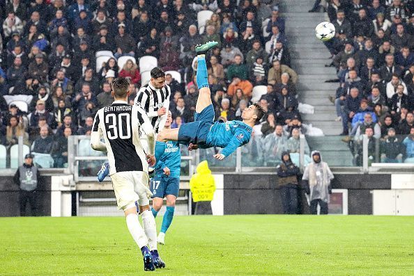 Cristiano Ronaldo scores a wonderful overhead