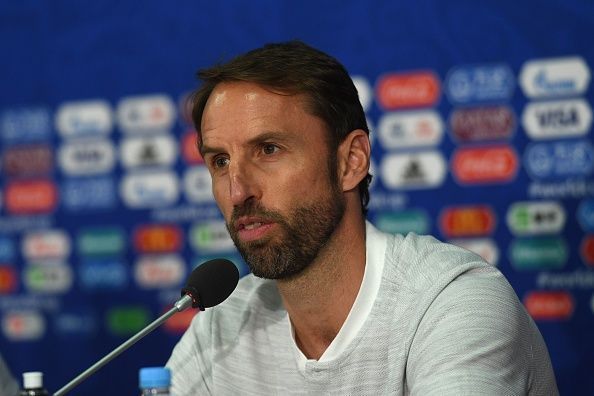 FBL-WC-2018-ENG-PRESSER