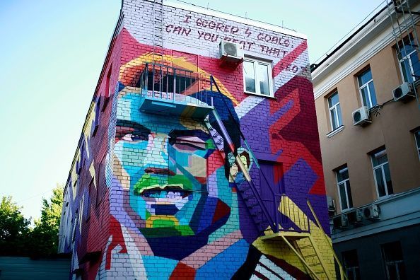 TOPSHOT-FBL-WC-2018-POR-MURAL