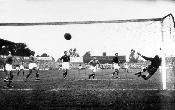 World Cup 1938. Final. Paris, France. 19th June, 1938. Italy 4 v Hungary 2. Titkos score Hungary&#039;s first goal in the World Cup Final.