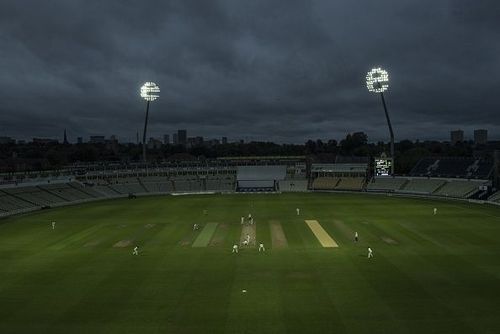 Warwickshire v Lancashire - Specsavers County Championship: Division One