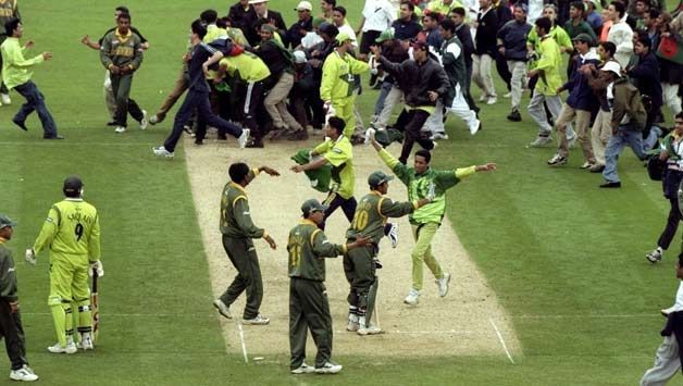 A common sight in cricket during the 90s