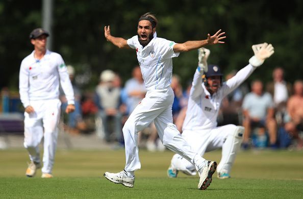 Derbyshire v Durham - Specsavers County Championship - Division Two - Day Two - Queen&#039;s Park