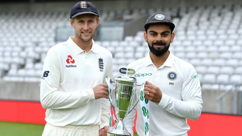 Virat Kohli and Joe Root with the trophy