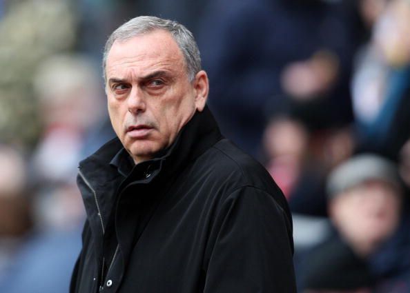 Chelsea manager Avram Grant looks on bef