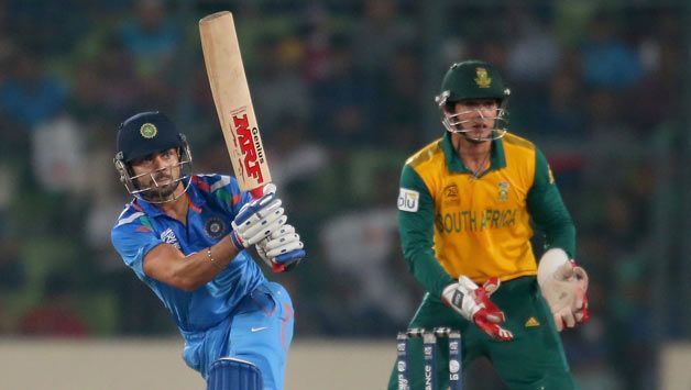 Kohli finds the gap against South Africa, World T20 Semifinal at Mirpur, Dhaka on 4th April 2014.