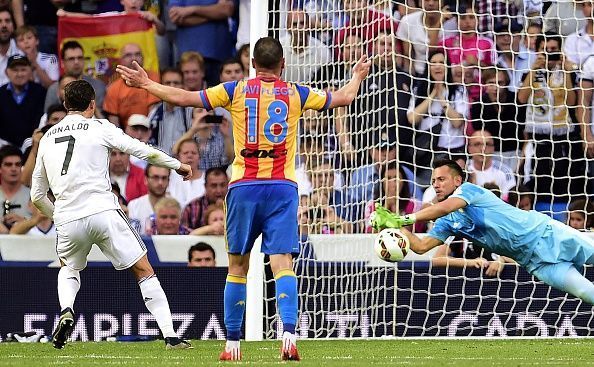 Diego Alves Valencia penalty save