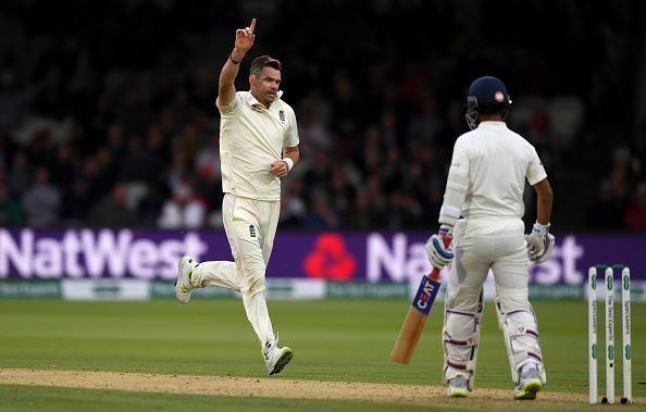 England v India: Specsavers 2nd Test - Day Two
