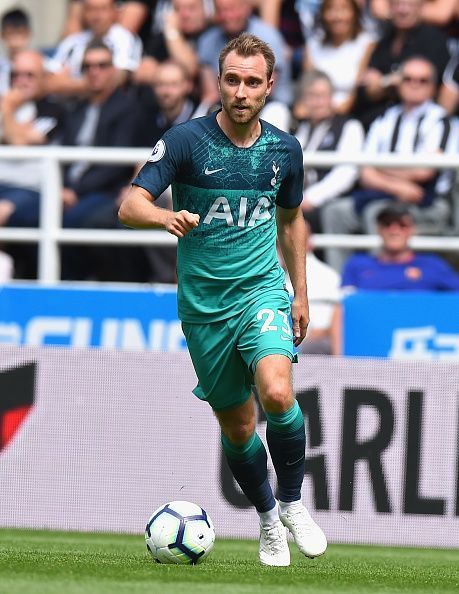 Newcastle United v Tottenham Hotspur - Premier League