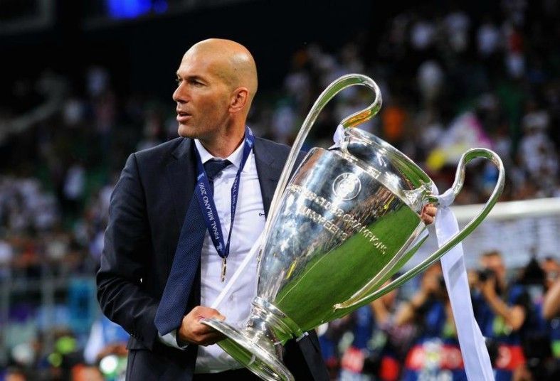 Zidane is being touted to replace Mourinho at Manchester United