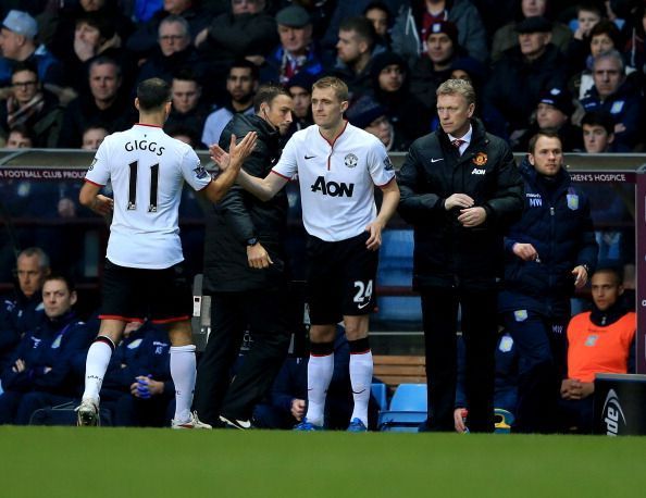 Aston Villa v Manchester United - Premier League