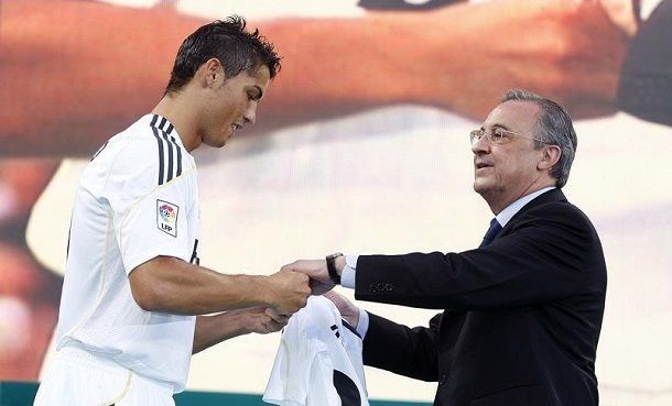 Image result for florentino perez cristiano ronaldo signing 2009