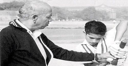 Ramakant Achrekar with Sachin Tendulkar