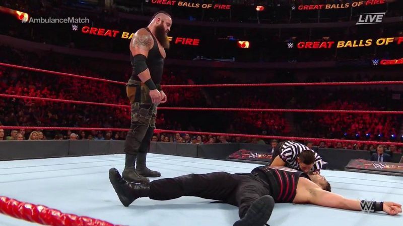 Strowman dominates!