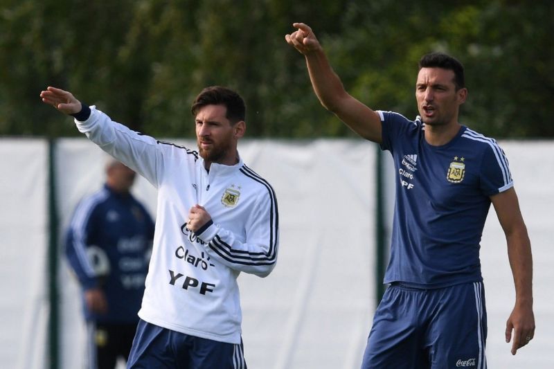 Lionel Messi and Lionel Scarloni