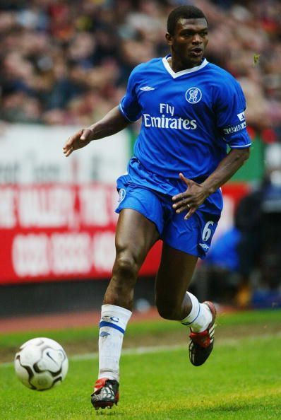 Marcel Desailly of Chelsea running with the ball