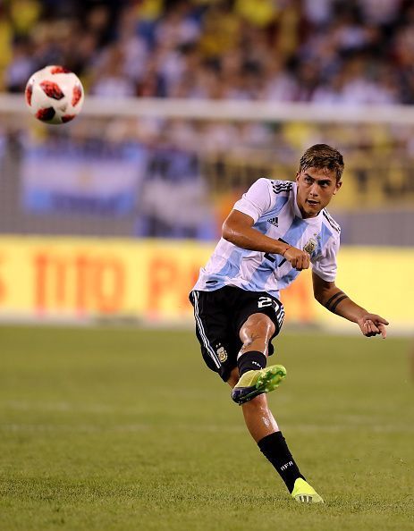 Colombia v Argentina