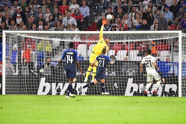 Alphonse Areola makes a save