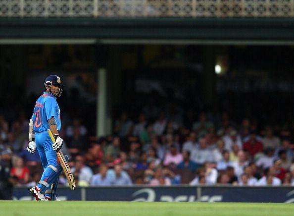 Australia v India - Tri-Series Game 10