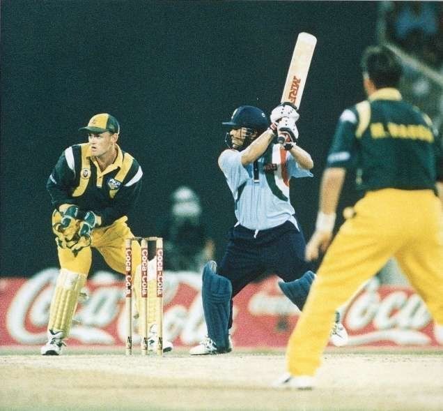 Sachin at his usual best in the Coca-Cola Cup 1998 final