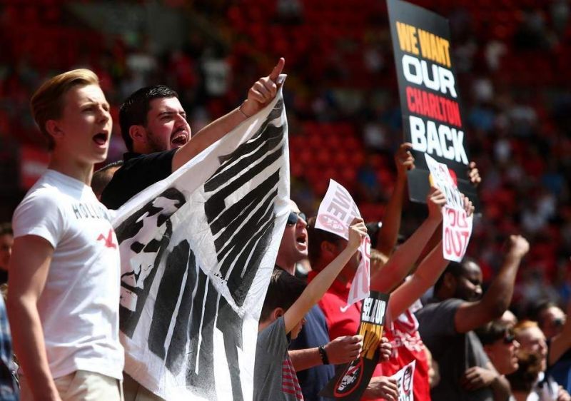 Charlton fans in protest